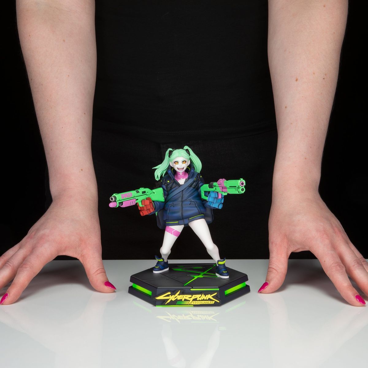 Cyberpunk: Edgerunners - Rebecca 15 cm - Figur