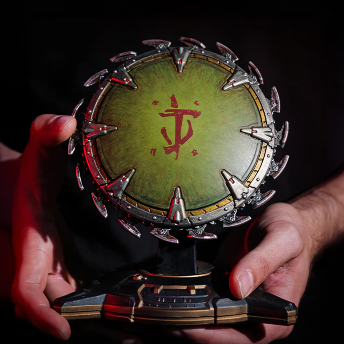 Doom: The Dark Ages - Replica Shield Saw Mini - Replica