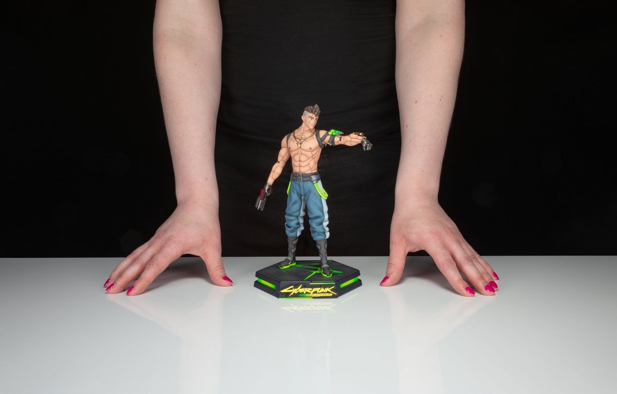 Cyberpunk: Edgerunners - David 23 cm - Figur