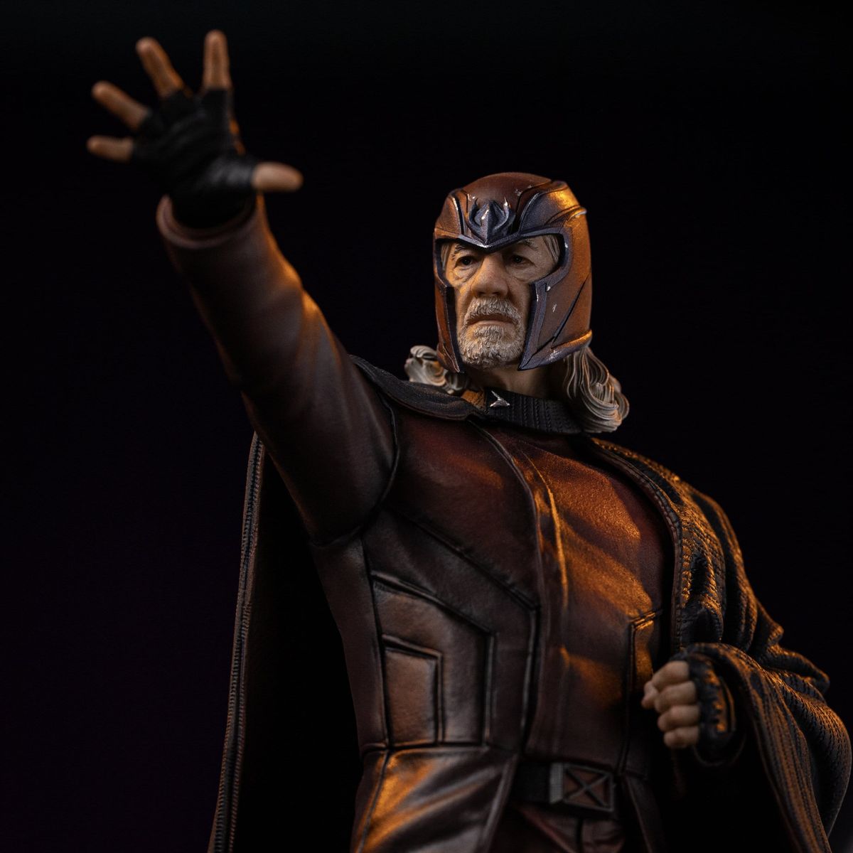Marvel - Avengers: Doomsday Art Scale Statue 1/10 Magneto - Figur
