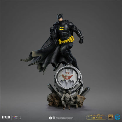 Batman - BDS Art Scale Statue 1/10 Batman Deluxe (Black Version Exclusive) - Figure