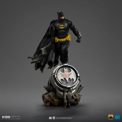 Batman - BDS Art Scale Statue 1/10 Batman Deluxe (Black Version Exclusive) - Figure