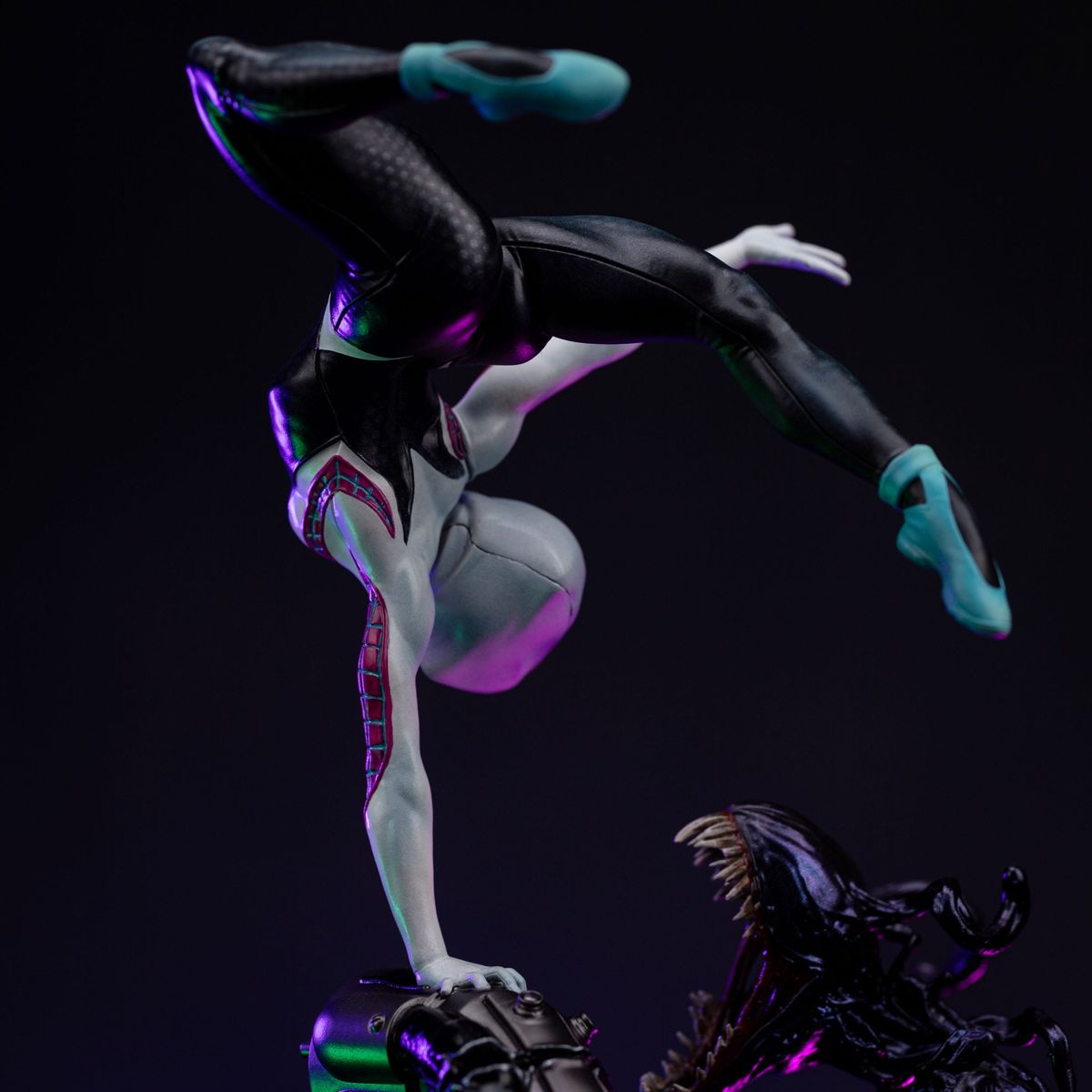 Marvel - Spider-Man vs Villains Art Scale Statue 1/10 Ghost Spider Diorama - Figur