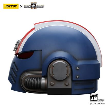 Warhammer 40,000 - Space Marine 2 Ultramarines Lieutenant Titus - replica helmet