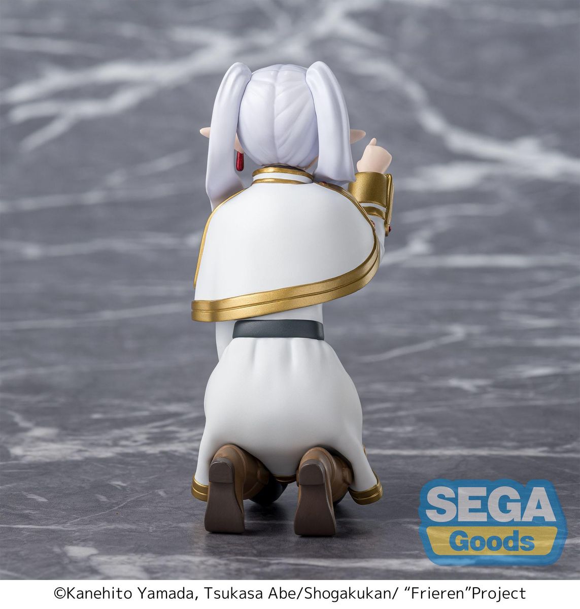Frieren: Beyond Journey's End - PM Perching Frieren Poking Something - Figur