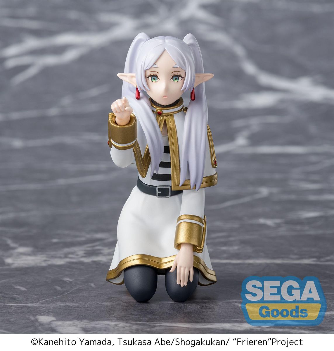 Frieren: Beyond Journey's End - PM Perching Frieren Poking Something - Figur