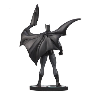 Batman - DC Direct Black &amp; White Batman (by Jorge Jimenez) - Figure