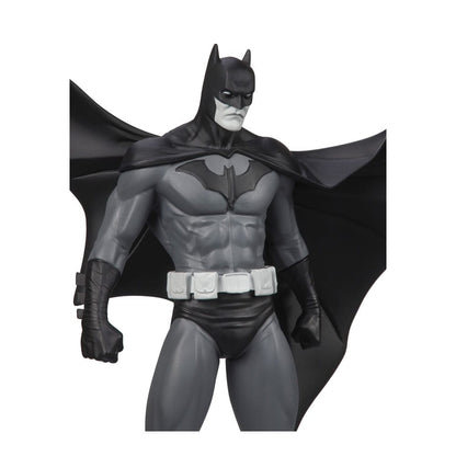 Batman - DC Direct Black &amp; White Batman (by Jorge Jimenez) - Figure