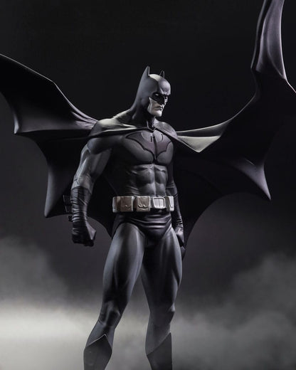 Batman - DC Direct Black &amp; White Batman (by Jorge Jimenez) - Figure