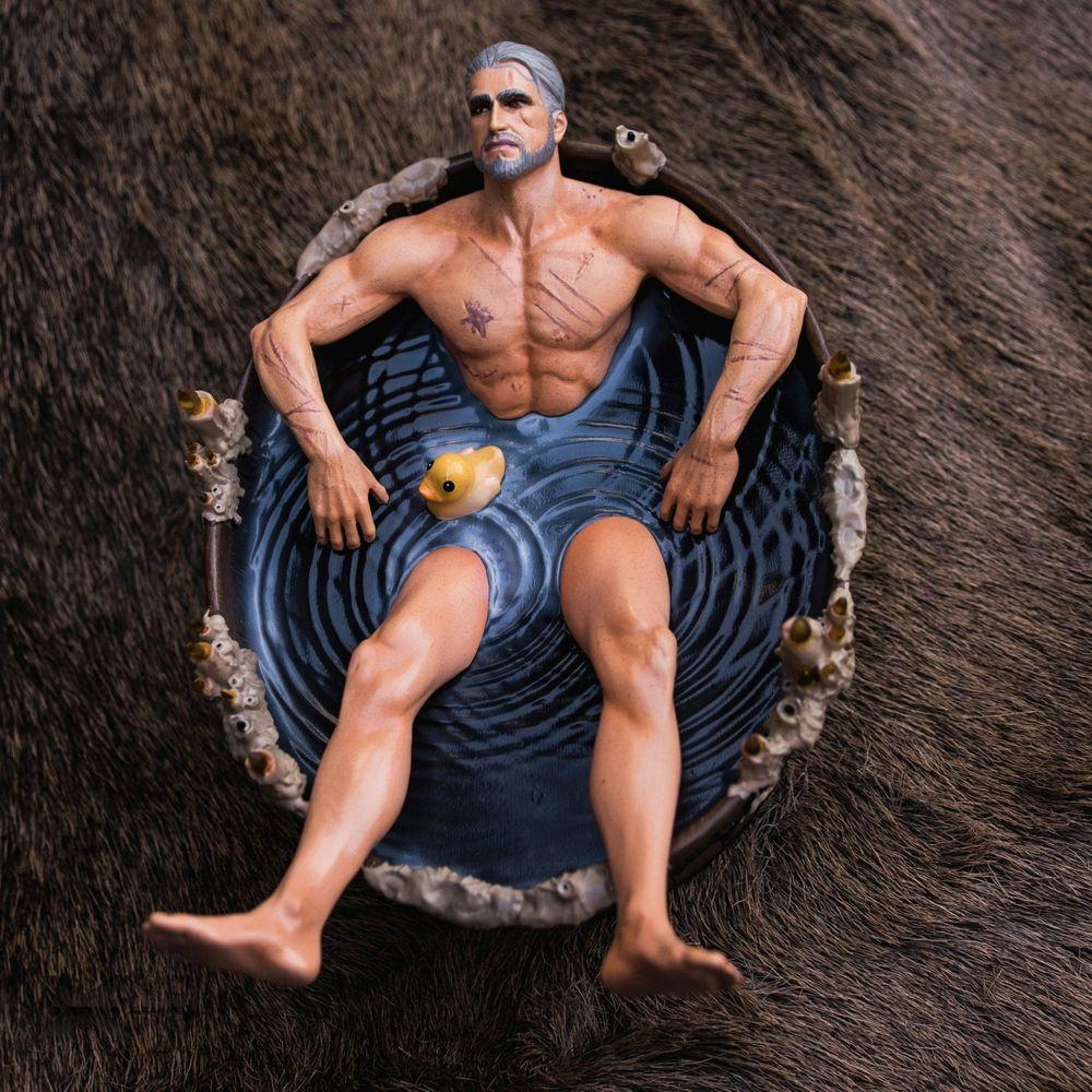 The Witcher - Geralt Badewanne - Figur