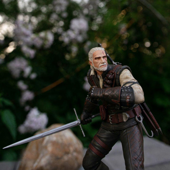 The Witcher - Geralt Manticore - Figur | yvolve Shop